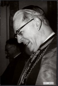 Monseigneur Bernard Johan Alfrink (1900-1987) kardinaal en aartsbisschop van Utr, Bestanddeelnr 119-0234
