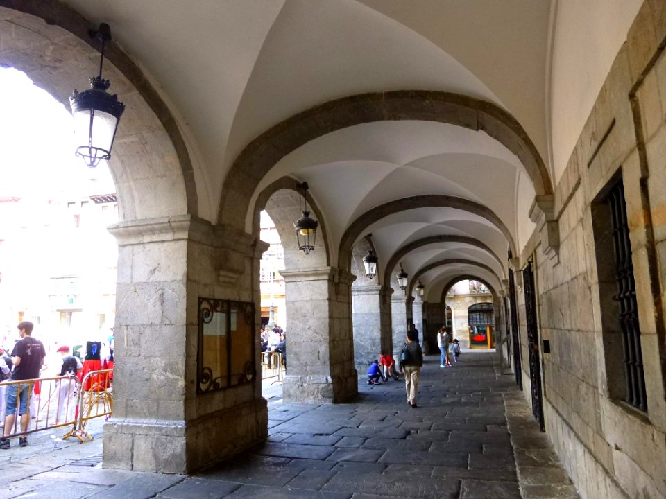 Mondragon - Ayuntamiento 4