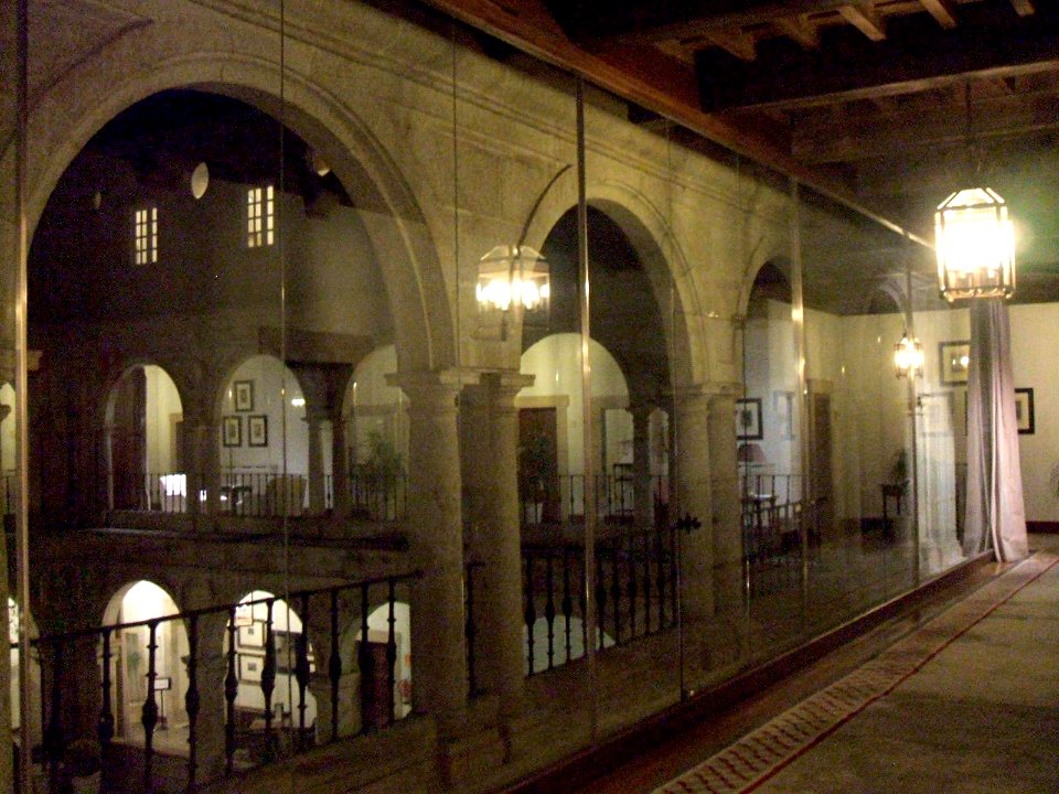 Monforte de Lemos - Monasterio de San Vicente de Pino, claustro 06