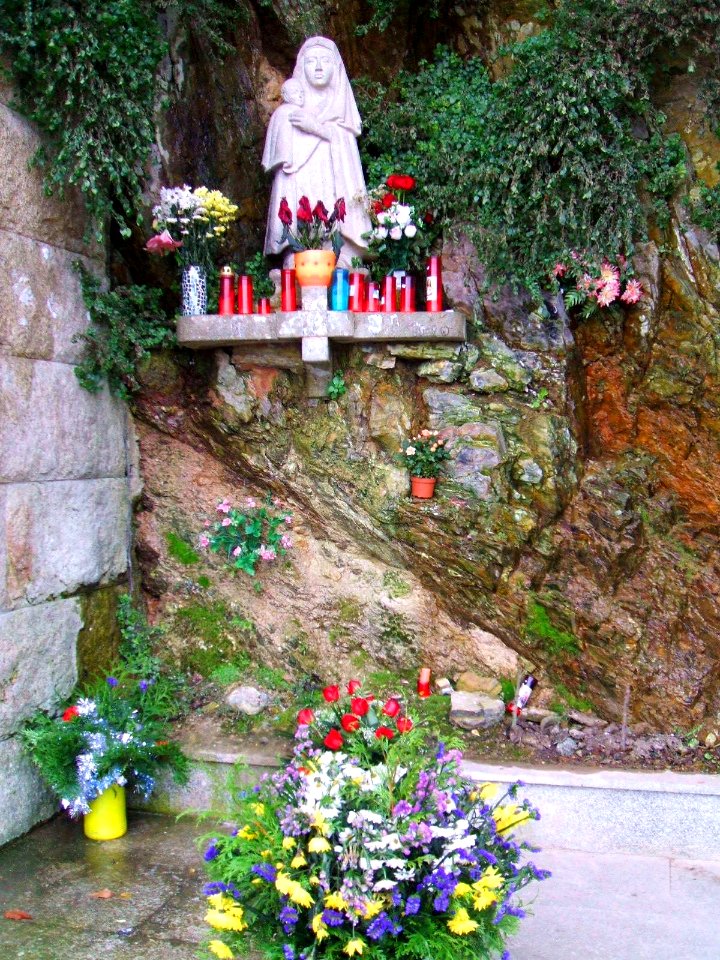 Monforte de Lemos - Monasterio de San Vicente de Pino y Parador de Turismo 08