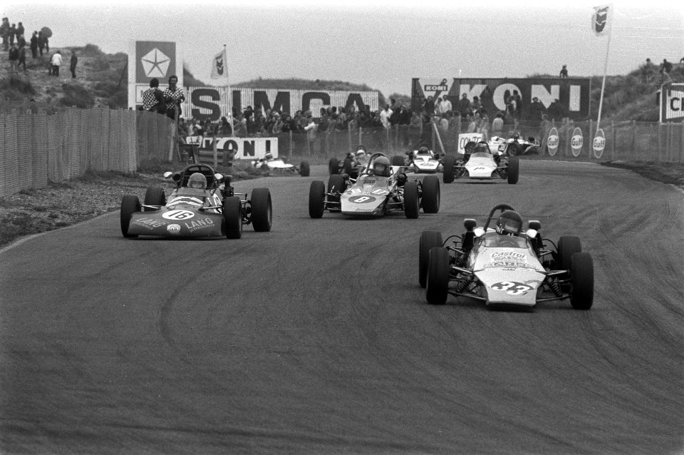 Momentopname van de autorace, Bestanddeelnr 925-6769