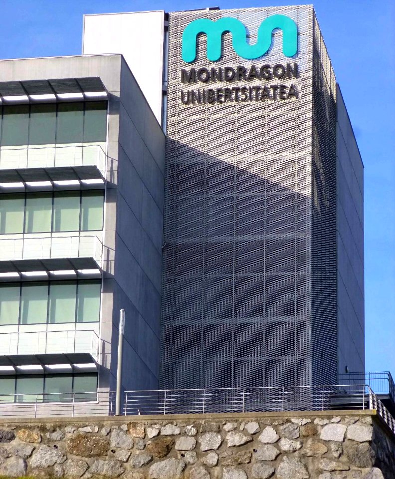 Mondragón - Goi Eskola Politeknikoa-Sede Garaia, Campus de Mondragón, Mondragon Unibertsitatea 4