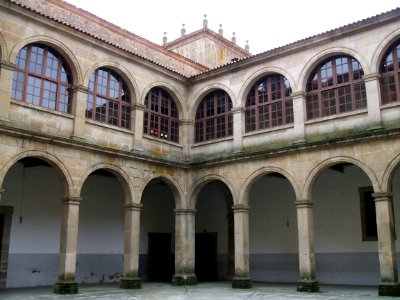 Monforte de Lemos - Colegio de Nuestra Señora de la Antigua (PP Escolapios), claustros 1