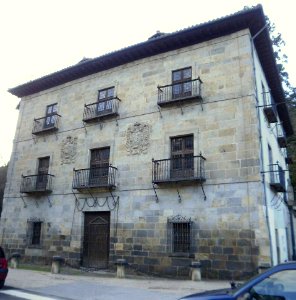 Mondragon - Palacio de Monterron 1