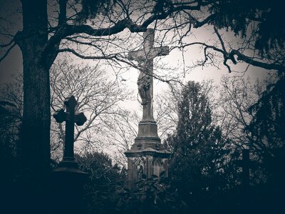 Tombstone graves cross