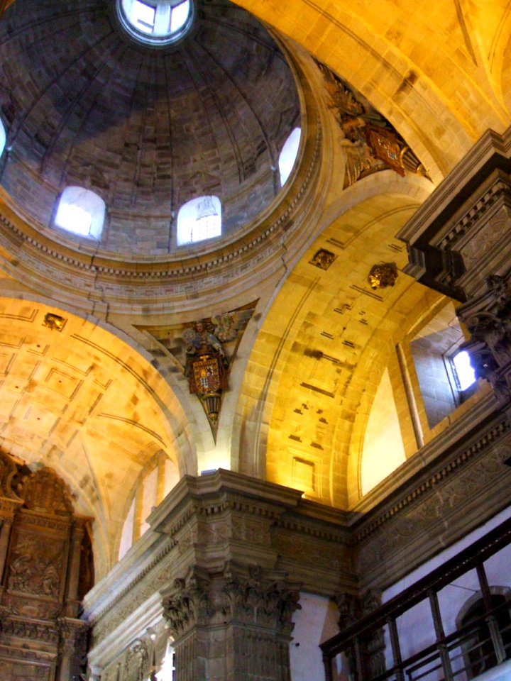 Monforte de Lemos - Colegio de Nuestra Señora de la Antigua (PP Escolapios), iglesia 19