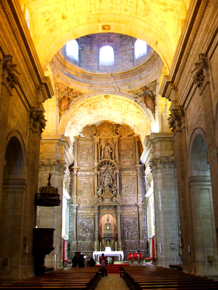 Monforte de Lemos - Colegio de Nuestra Señora de la Antigua (PP Escolapios), iglesia 12
