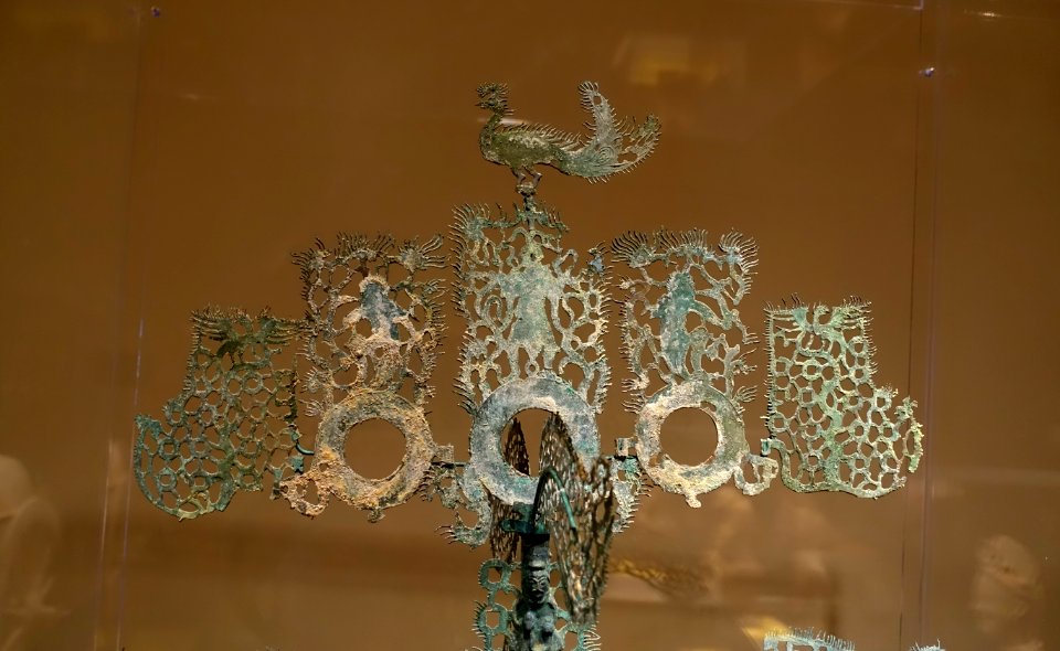 Money tree detail (yao qian shu), probably Yunxian, Hubei province, China, Eastern Han period, 100s AD, cast bronze, glazed earthenware base - Portland Art Museum - Portland, Oregon - DSC08516