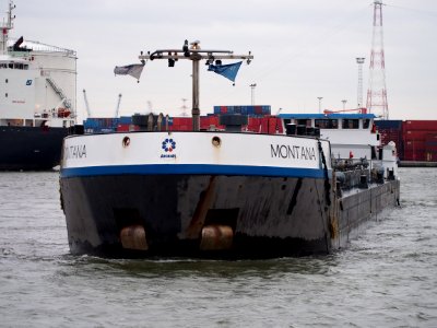Montana (ship, 2011) IMO 8654417 ENI 06105279 Boudewijnsluis Port of Antwerp pic4