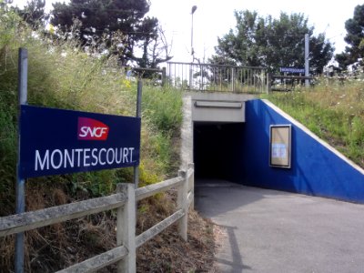 Montescourt-Lizerolles (Aisne) gare de Montescourt (nouvel accès aux quais)