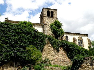 Montaigut-le-Blanc Église1