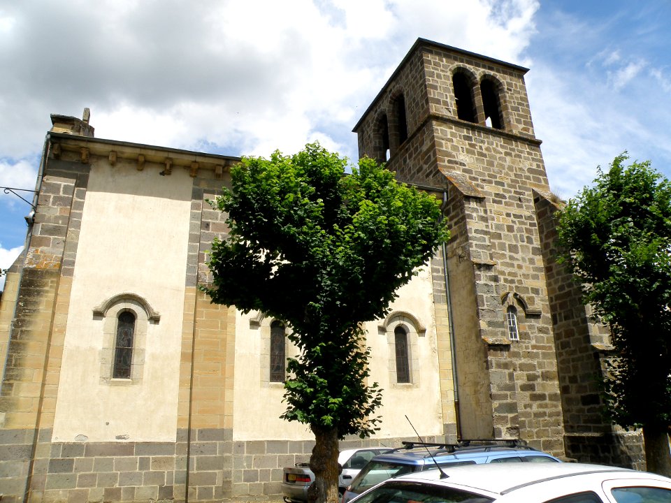 Montaigut-le-Blanc Église2