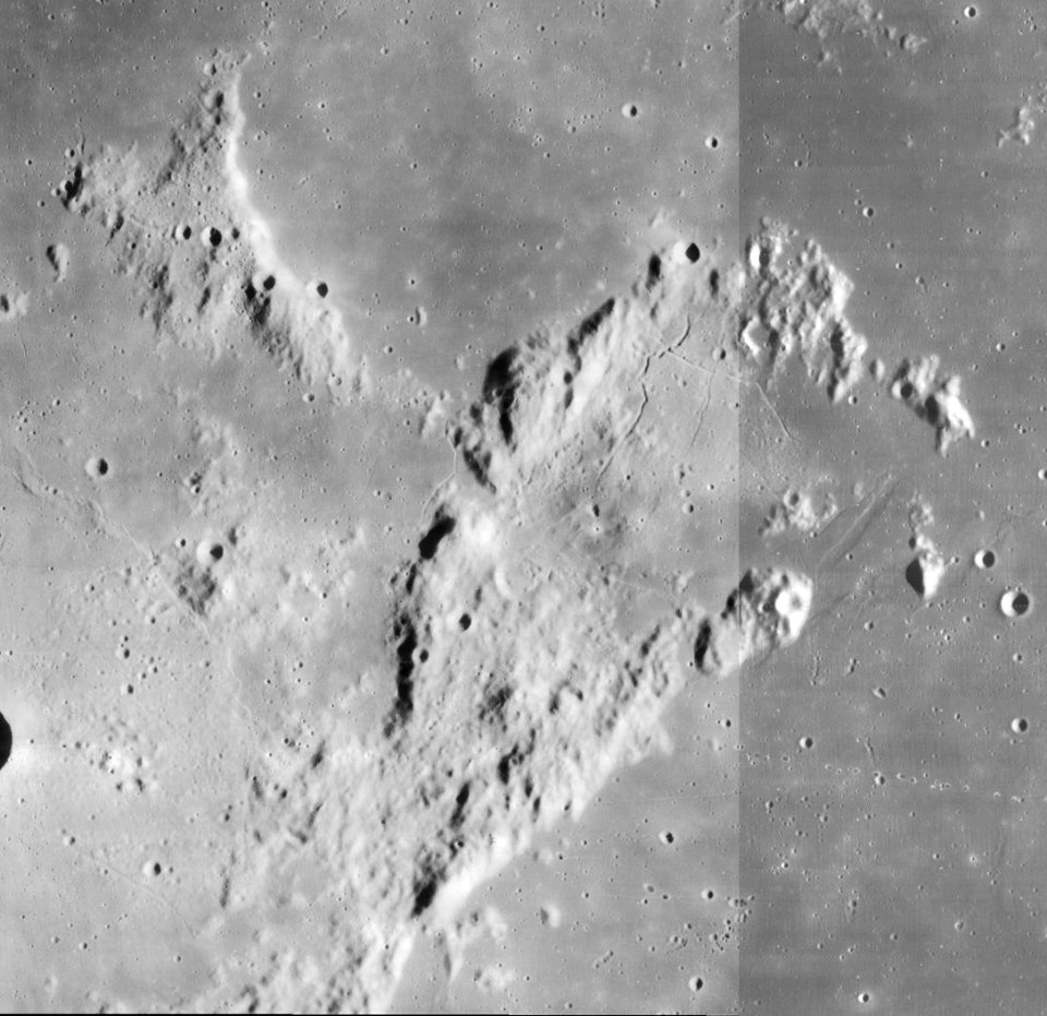 Montes Riphaeus 4125 h3 4132 h3