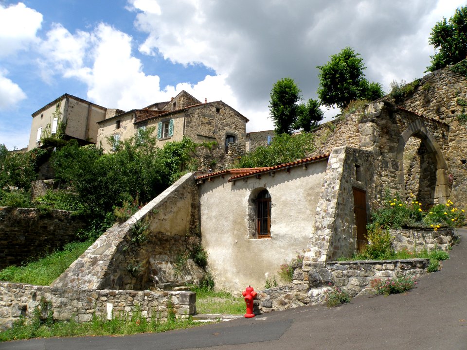 Montaigut-le-Blanc Bourg6