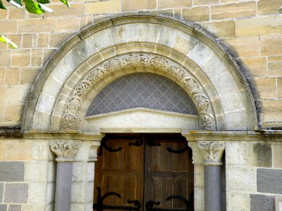 Montaigut-le-Blanc Église5