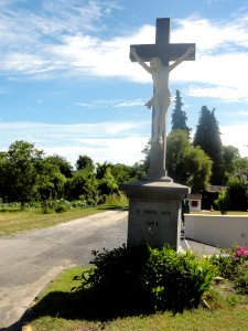 Montaigu (Aisne) croix de chemin