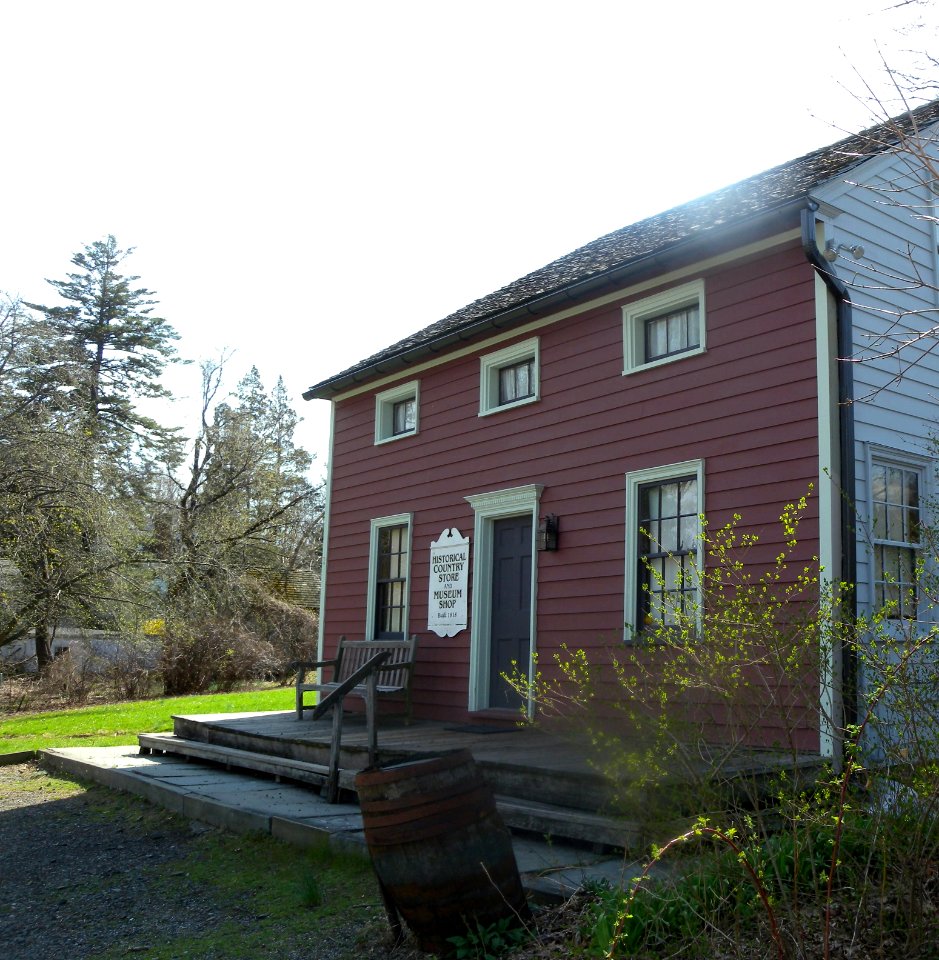 Montclair Historic shop jeh