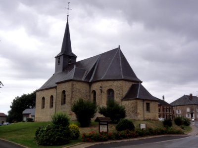 Montcornet (Ardennes) église (1)
