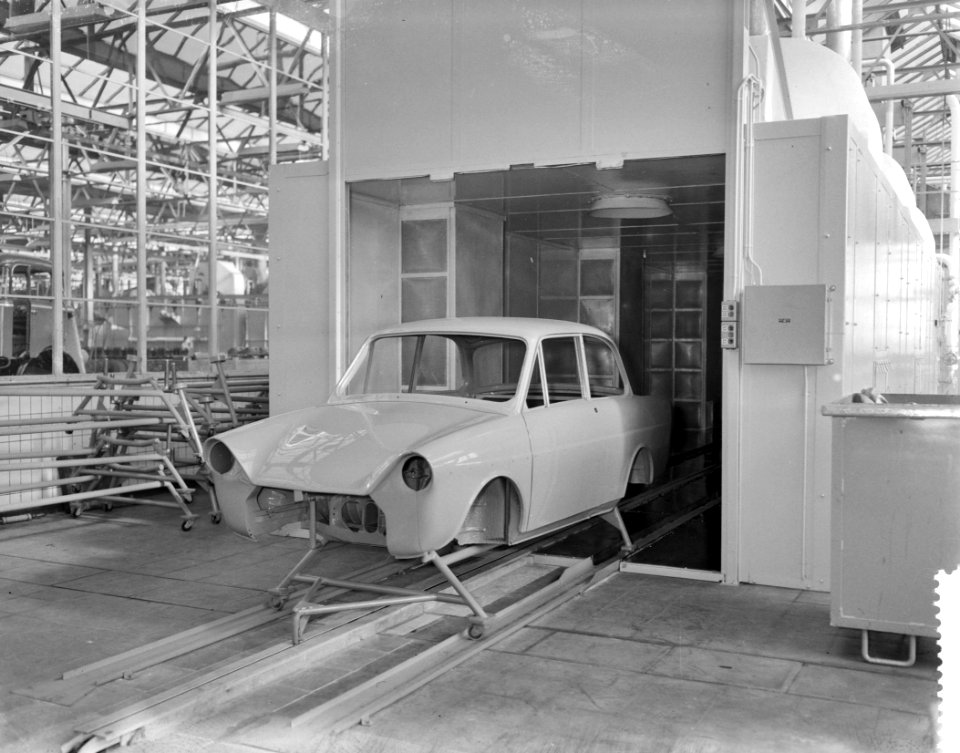 Montages van de DAF personenauto in Eindhoven, Bestanddeelnr 910-1754