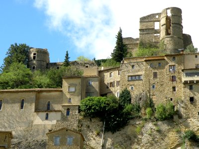Montbrun-les-Bains Vue d'ensemble 11