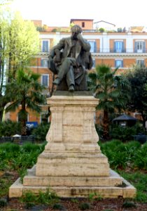 Monumento a Seismit-Doda - Rome, Italy - DSC00607