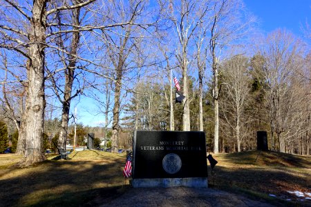 Monterey Veterans Memorial Park - Monterey, MA - DSC07348