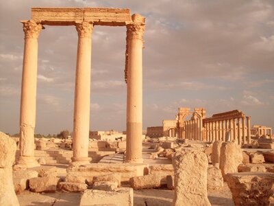 Colonnade excavations arhitecture