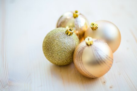 Close-up design gold