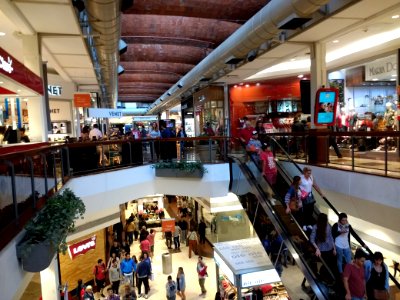 Montevideo Shopping interior