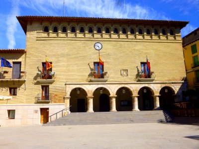 Monzón - Ayuntamiento 5