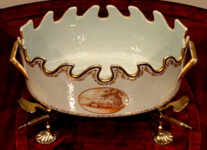 Monteith, Jingdezhen, China, 1795-1815, hard-paste porcelain - National Gallery of Art, Washington - DSC09732