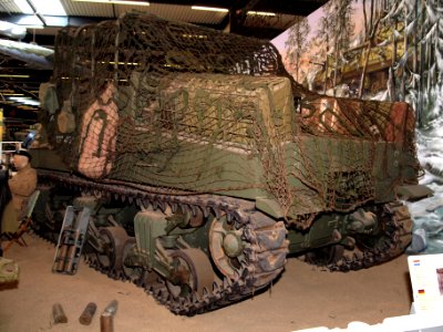 Montreal Locomotive Works Tank Arsenal 25-PR Sexton 1 pic3