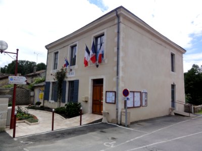 Montreuil-Bonnin (Vienne) mairie