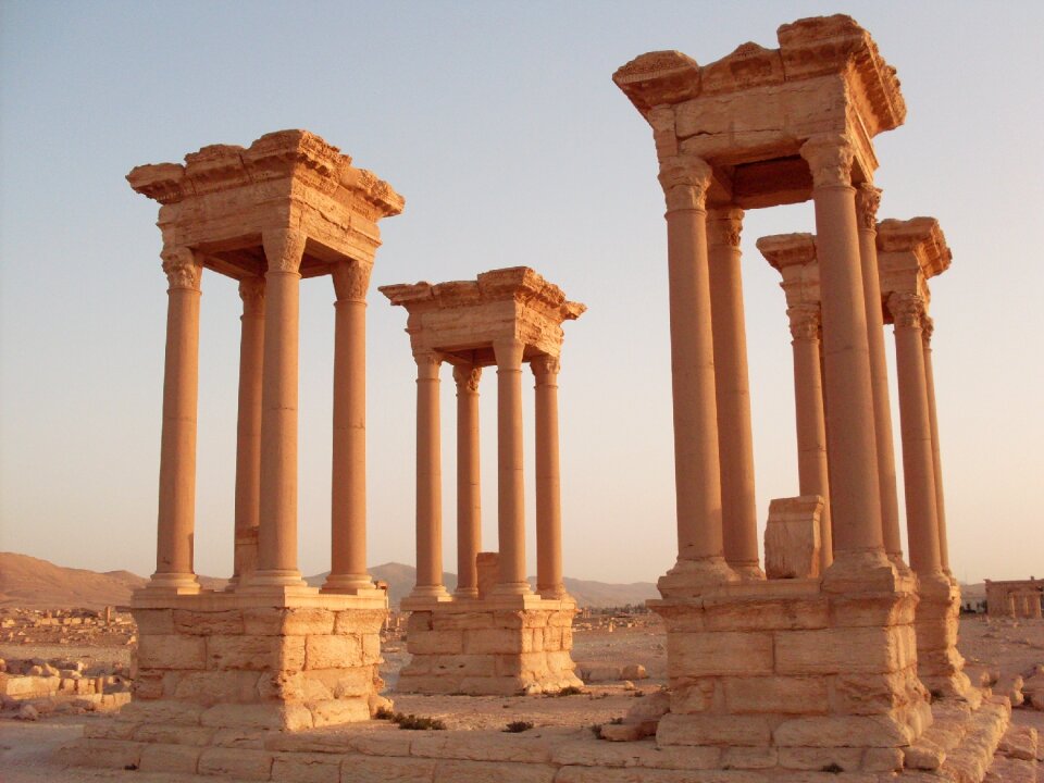Colonnade excavations arhitecture