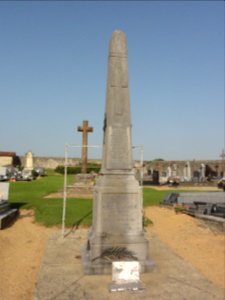 Montreuil-le-Chétif (Sarthe) monument aux morts