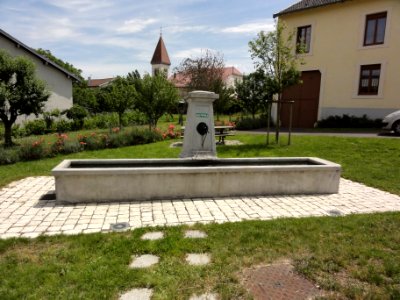 Montreux (M-et-M) fontaine
