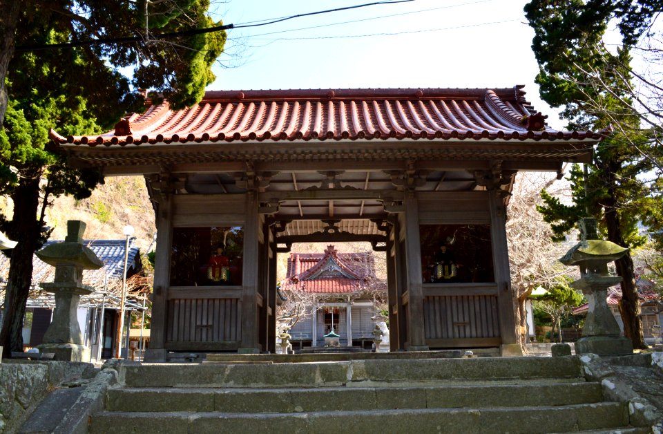 Monoiminanomikoto-jinja zuishinmon