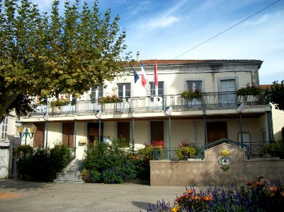 Montréjeau - mairie 71