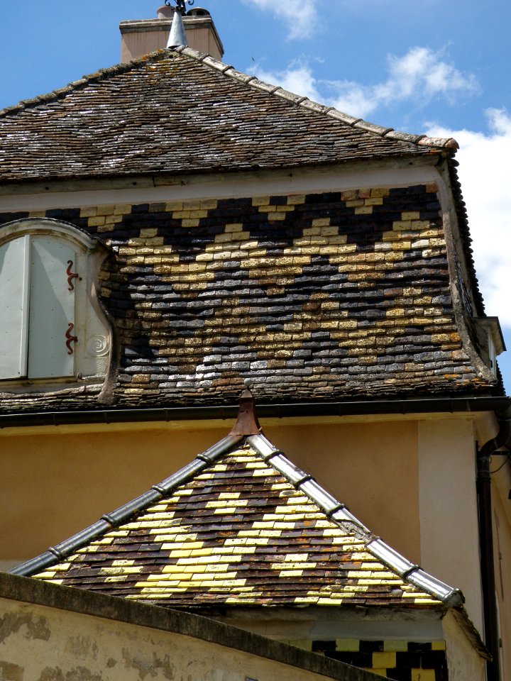 Monthelie Château 4