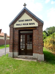 Montrécourt (Nord, Fr) chapelle Saint Druon