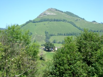 Montory (Pyr-Atl, Fr) Mont Begousse (767 m)