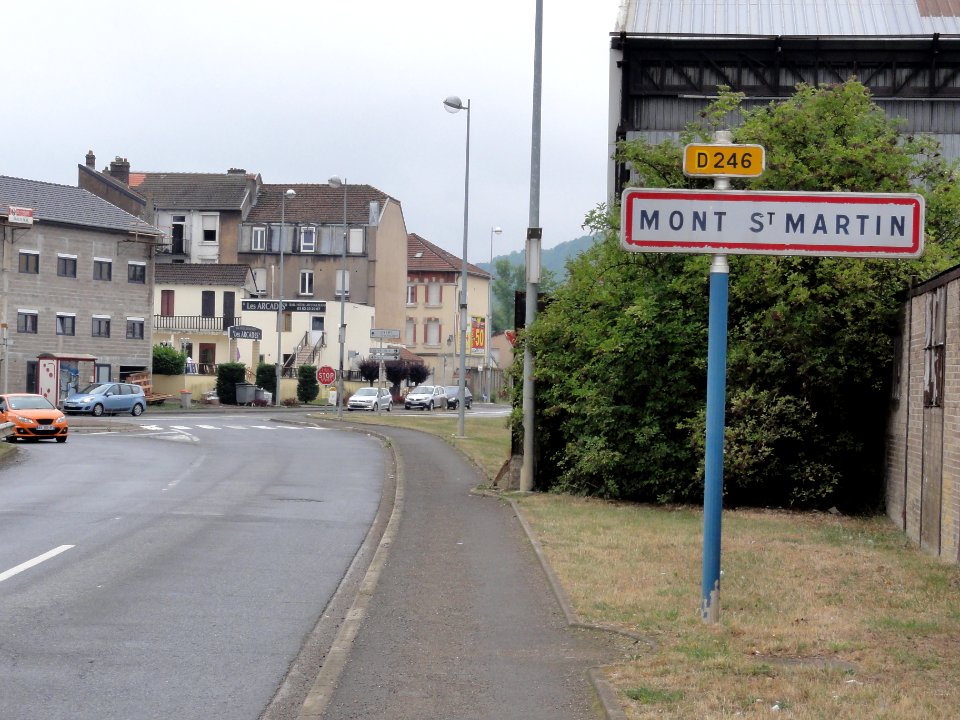 Mont-Saint-Martin (Meurthe-et-Moselle) city limit sign