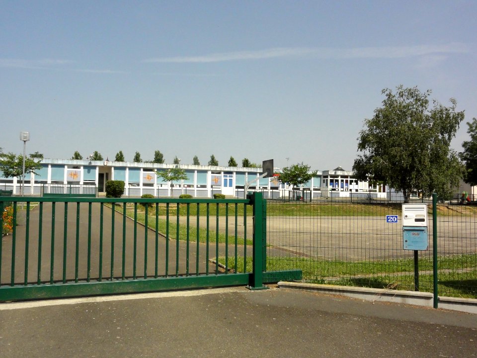 Montbizot (Sarthe) école