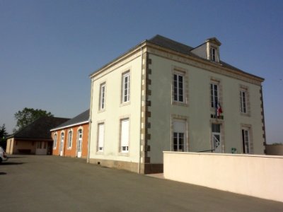 Mont-Saint-Jean (Sarthe) mairie