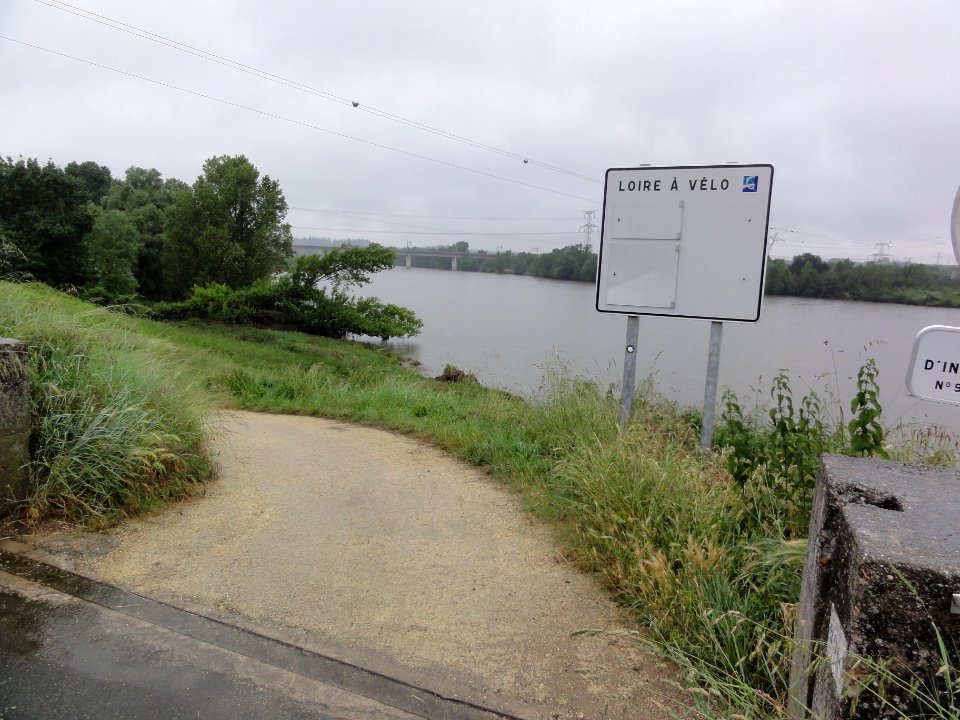 Montlouis-sur-Loire (Indre-et-Loire) La Loire à vélo