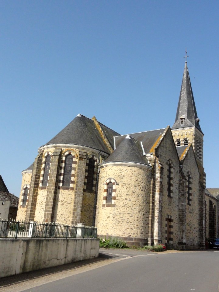 Mont-Saint-Jean (Sarthe) église (01)