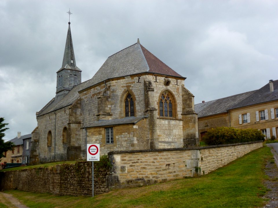 Montigny-sur-Vence (Ardennes) église (1)