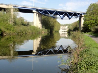 Montigny-le-Tilleul, pont de la R3 sur la Sambre (01)