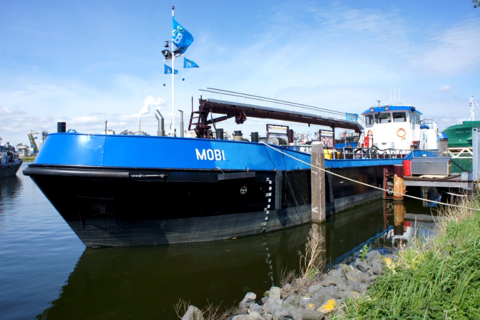 Mobi - ENI 02335422, Minervahaven, Port of Amsterdam, pic1