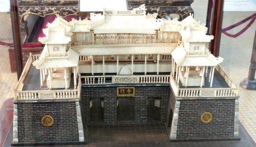 Model of Ngo Mon, ivory, wood, mother of pearl - Museum of Vietnamese History - Ho Chi Minh City - DSC06236